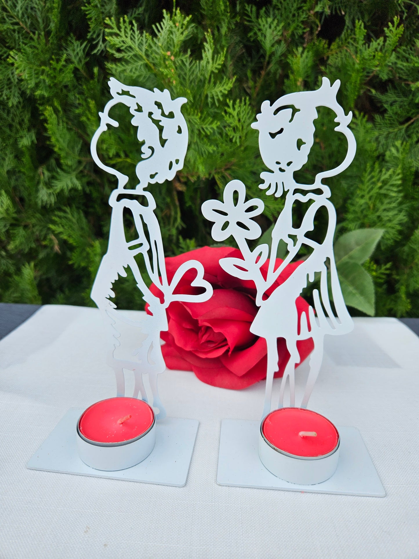 ➔ Porta tealight in metallo "Bambini innamorati"