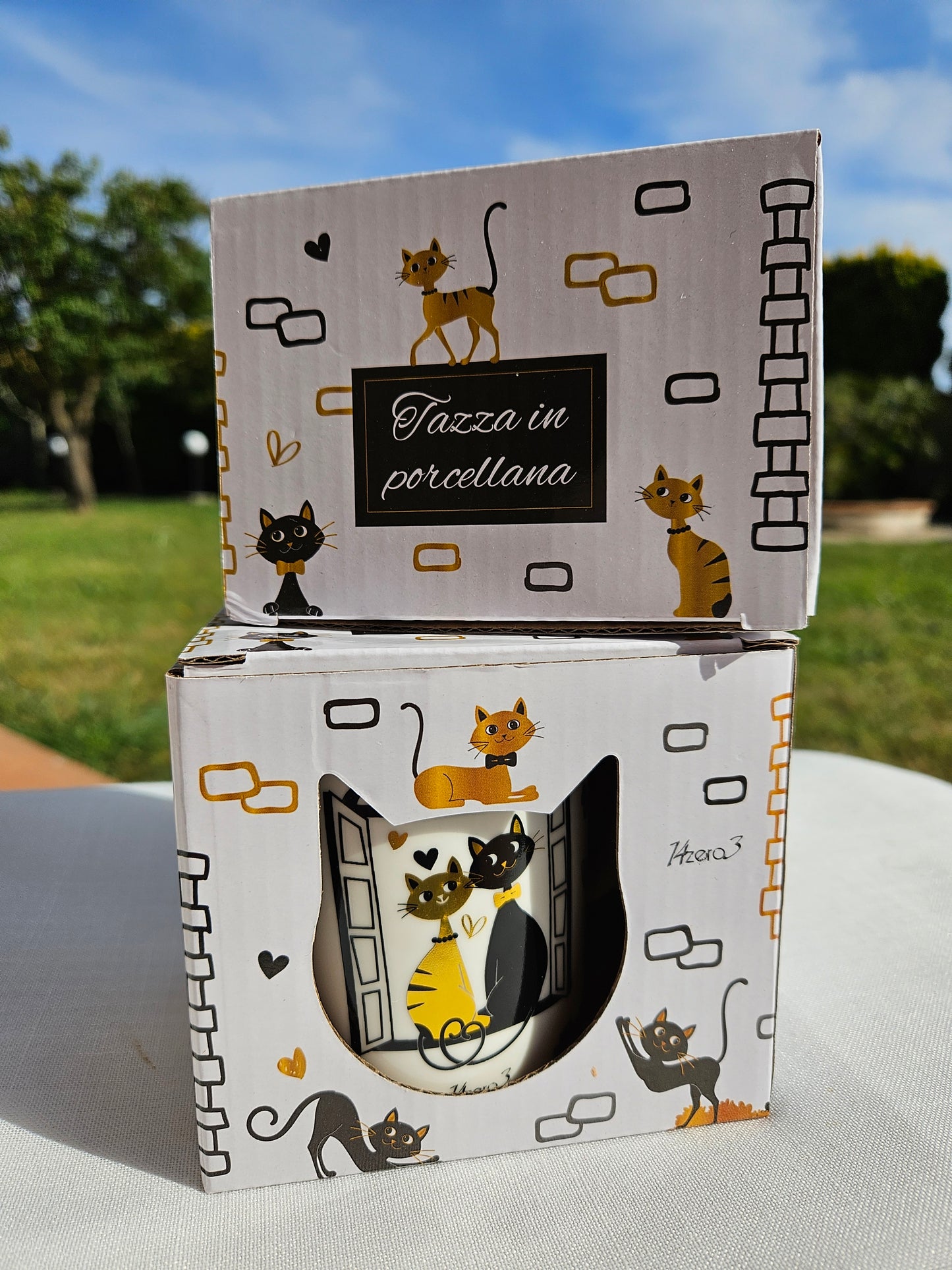➔ Tazza in porcellana Gatti innamorati