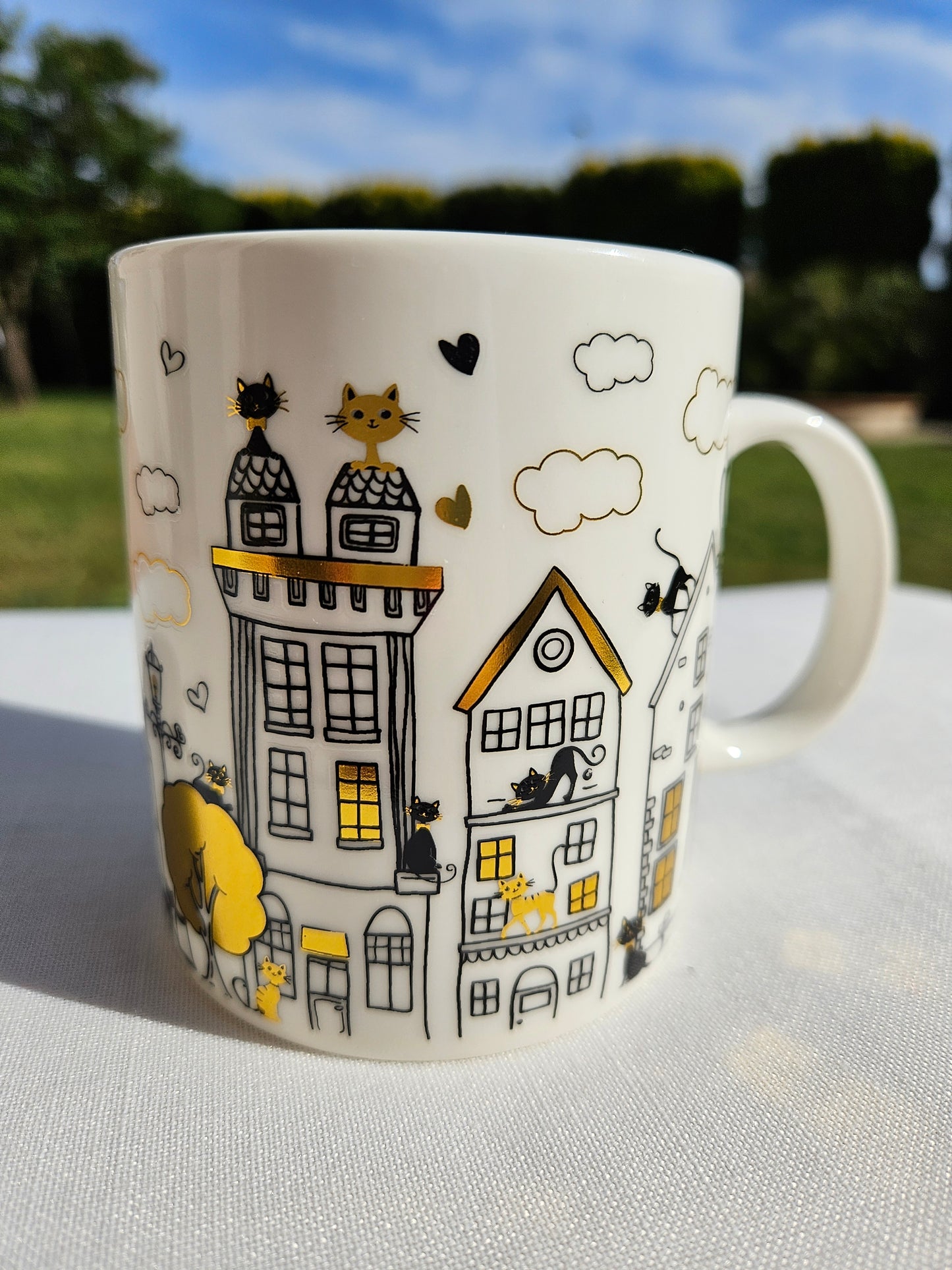 ➔ Tazza in porcellana Gatti innamorati