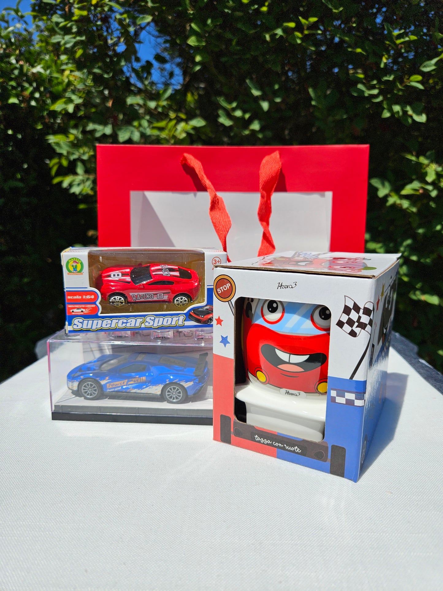 ➔ Set regalo - Fast Cup, Tazza + 2 Macchinine
