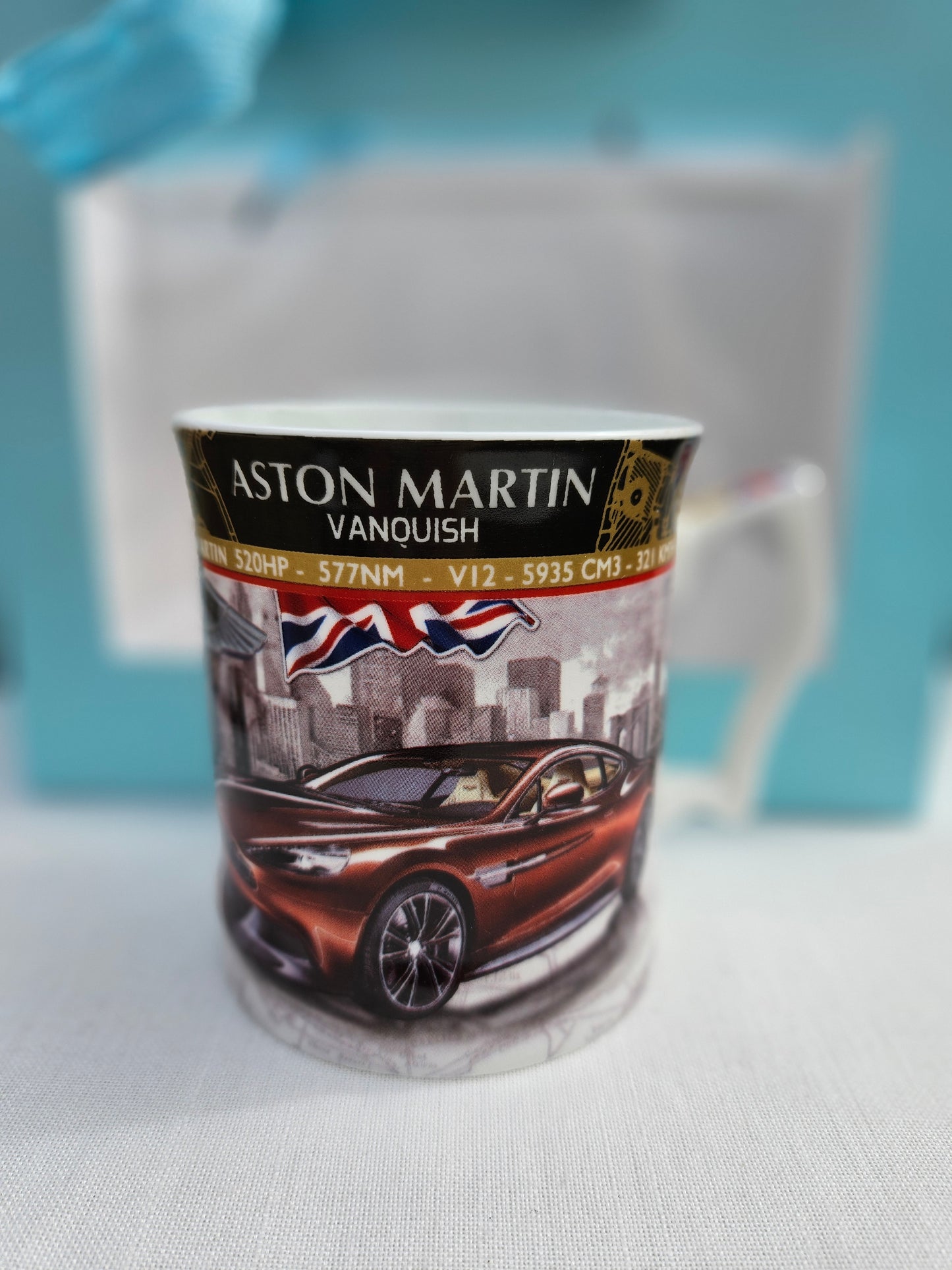 ➔ Set regalo - Super car - Aston Martin: Eleganza e Passione