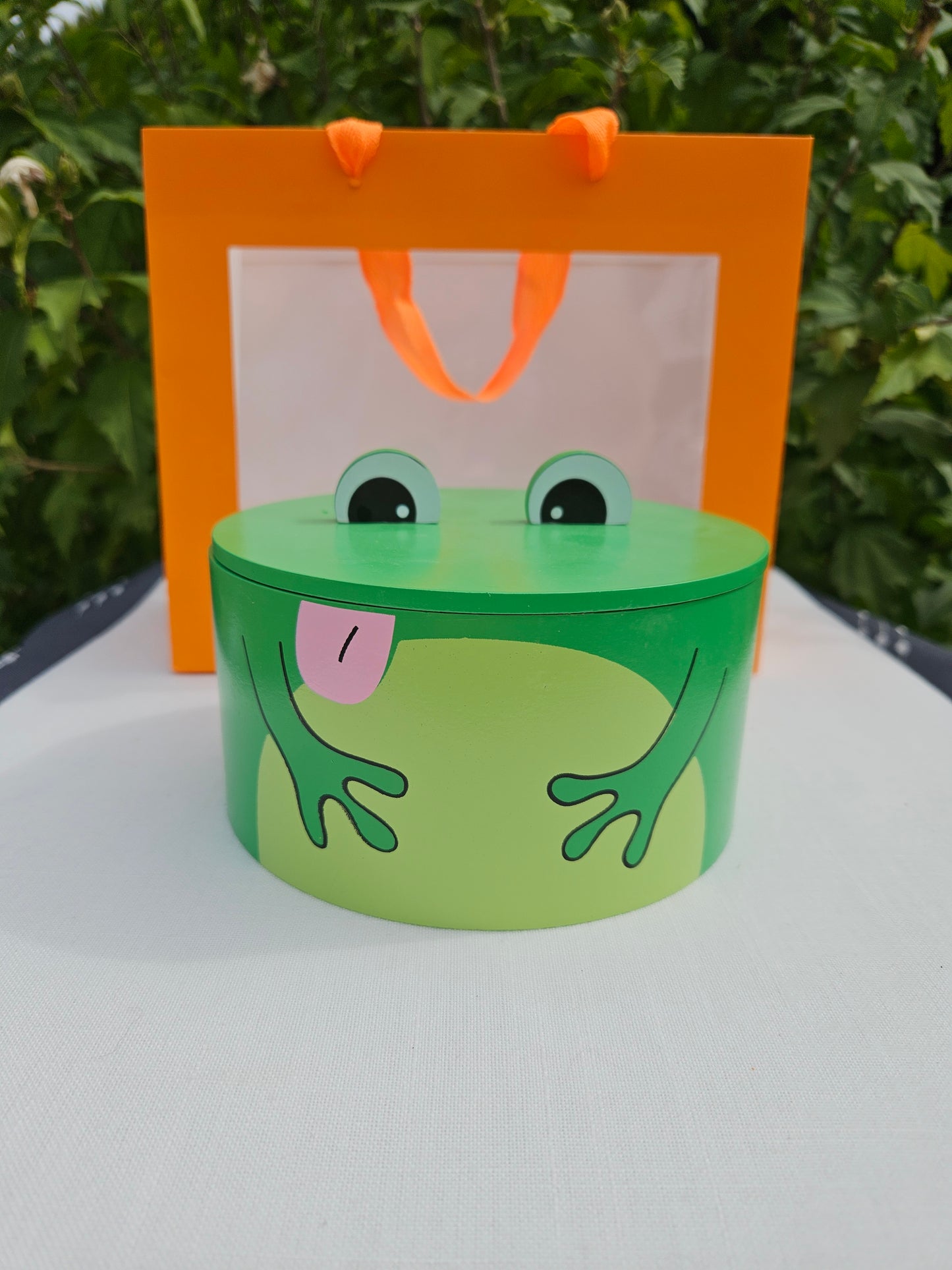 ➔ Set regalo Animaletti – Tazza in Porcellana e Scatola in Legno Colorata