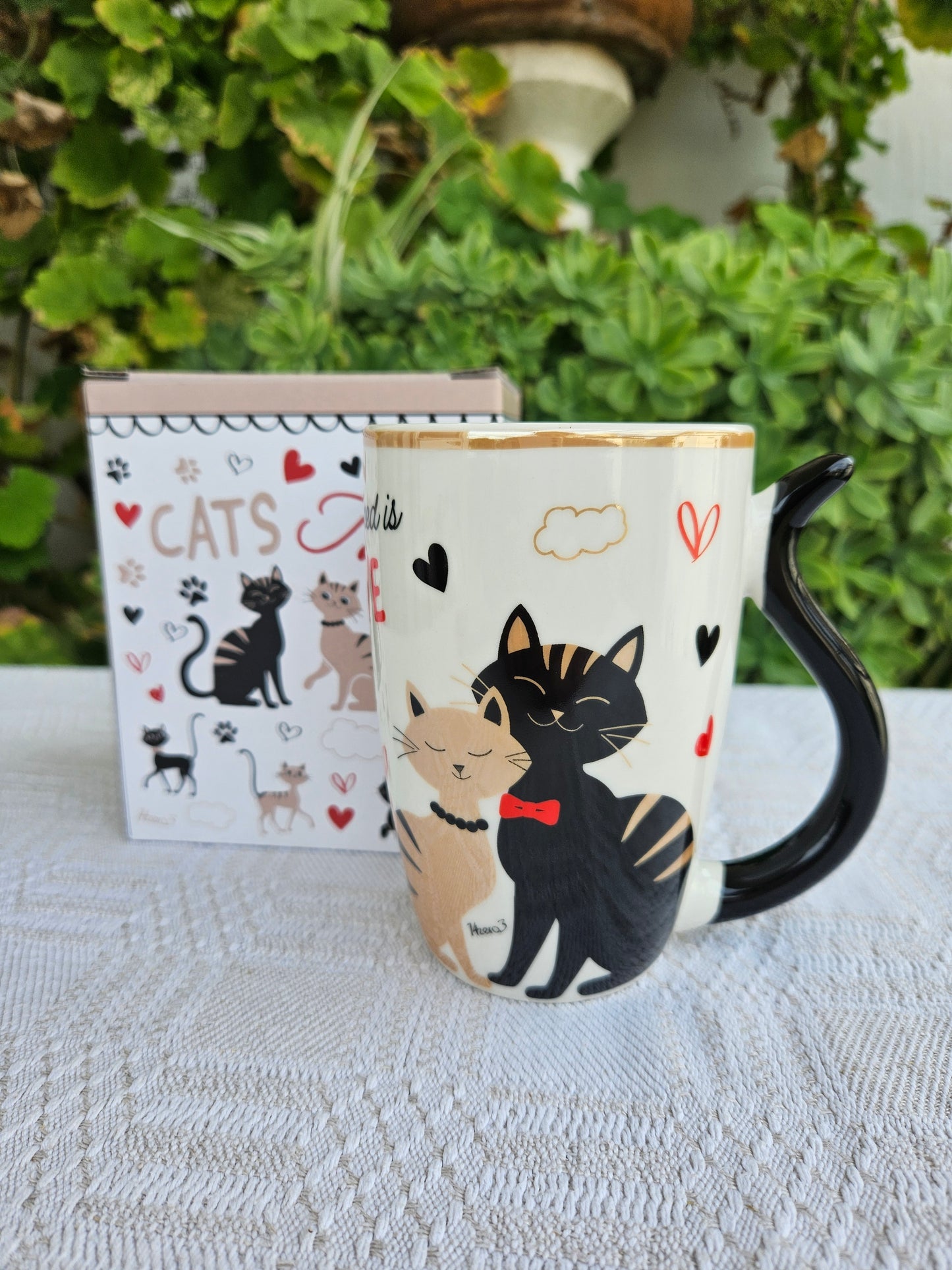 ➔ Tazza in porcellana 350 ml con manico a codina di gatto