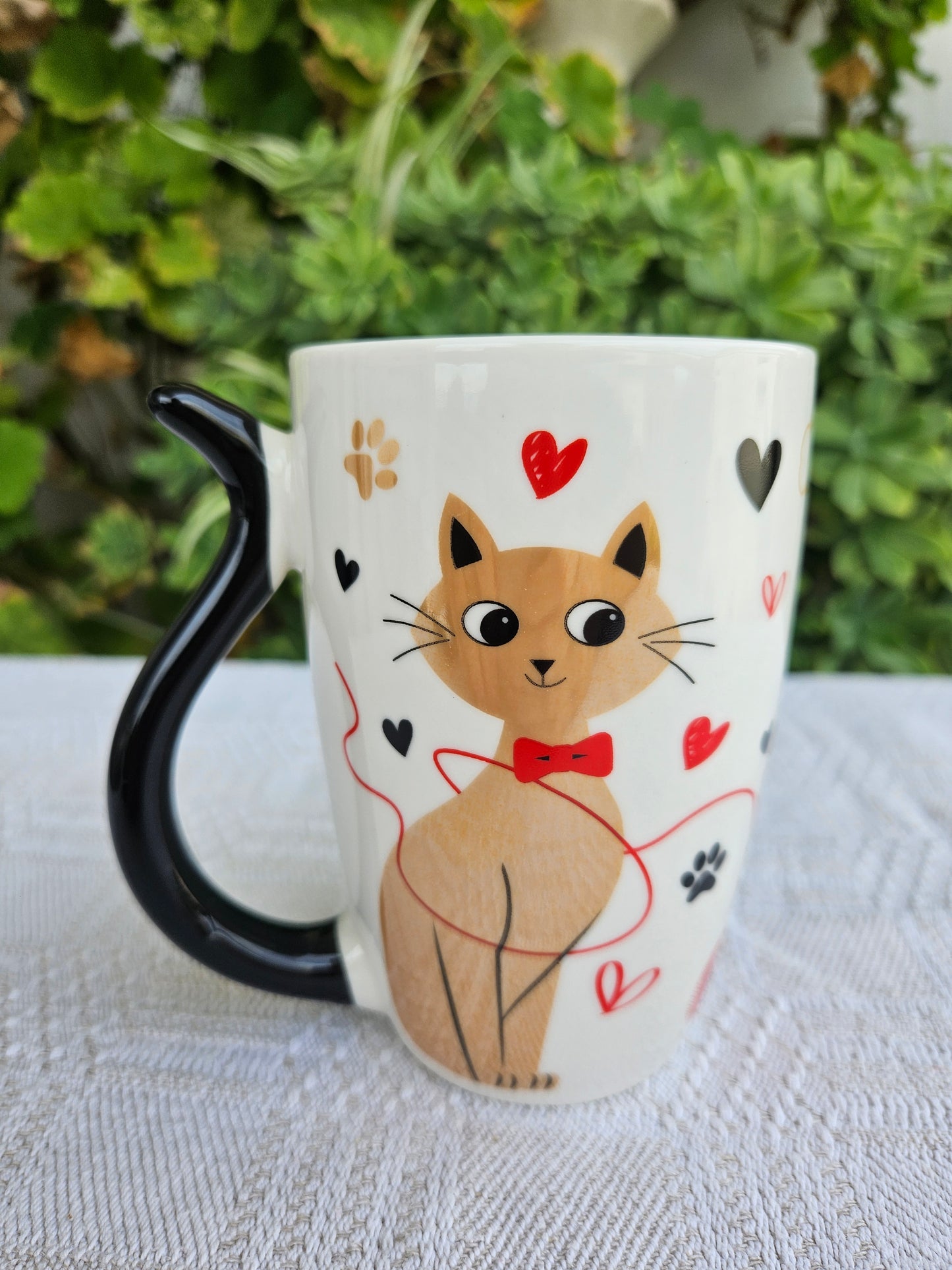 ➔ Tazza in porcellana 350 ml con manico a codina di gatto