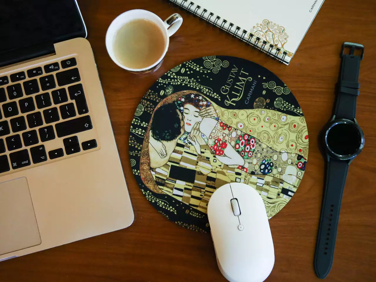 ➔ Round mouse pad - Gustav Klimt, Kiss - Carmani