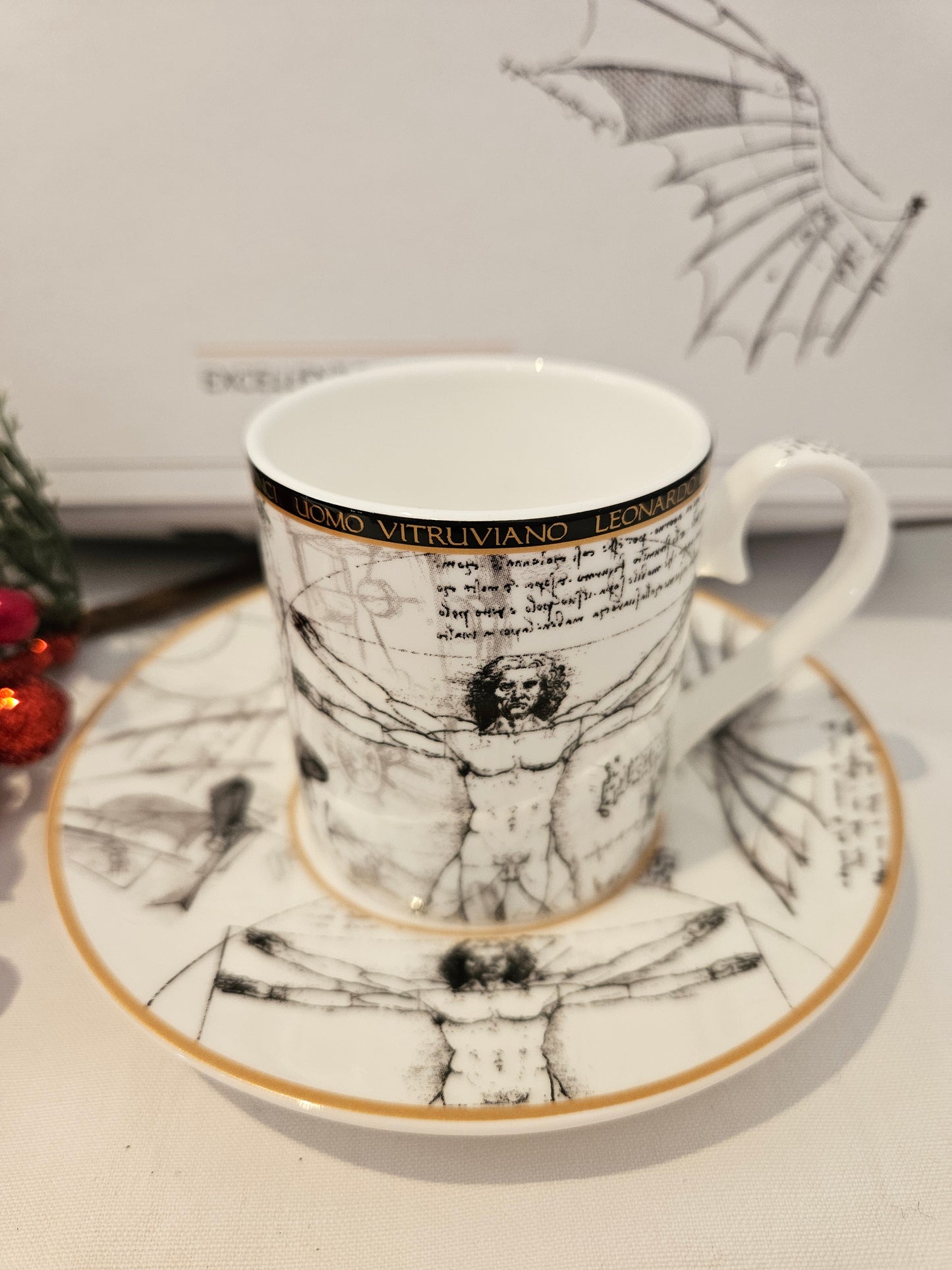 ➔ Set di 2 tazzine per caffè - The Vitruvian  Man, Leonardo da Vinci - Carmani