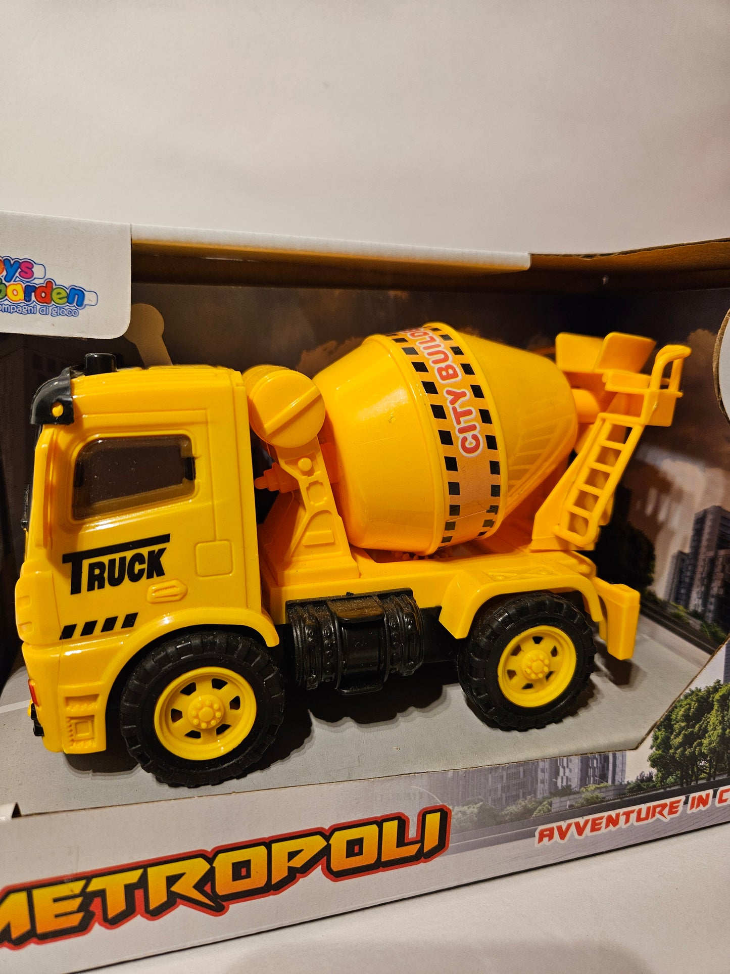 ➔ Giocattolo Camion Avventure in città - Toys Garden