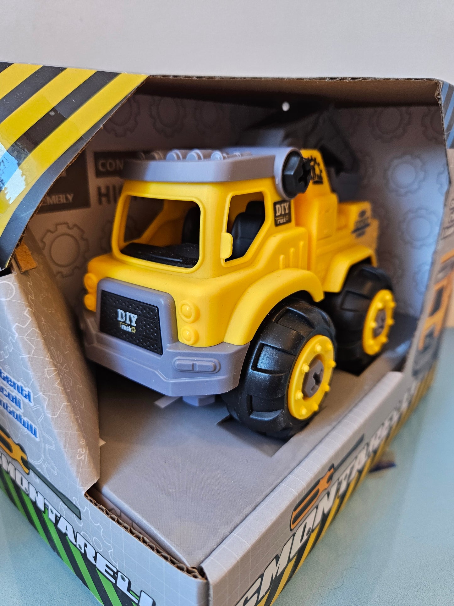 ➔ Giocattolo Camion Smontarelli - Toys Garden