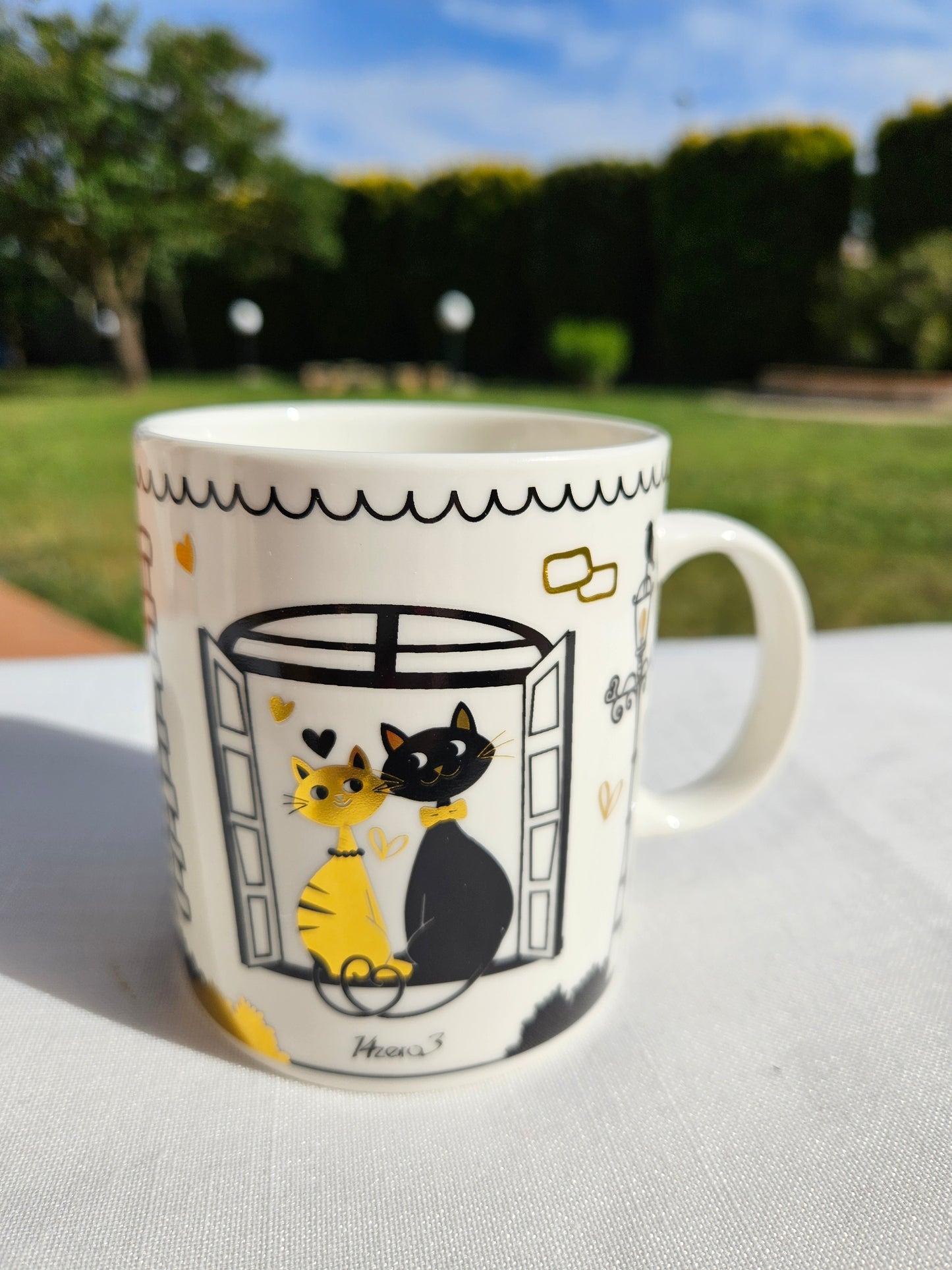➔ Tazza in porcellana Gatti innamorati