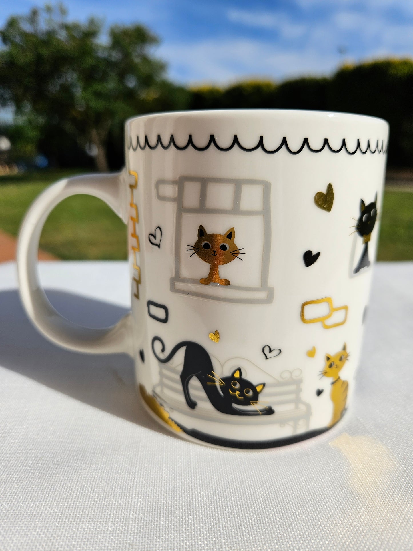 ➔ Tazza in porcellana Gatti innamorati