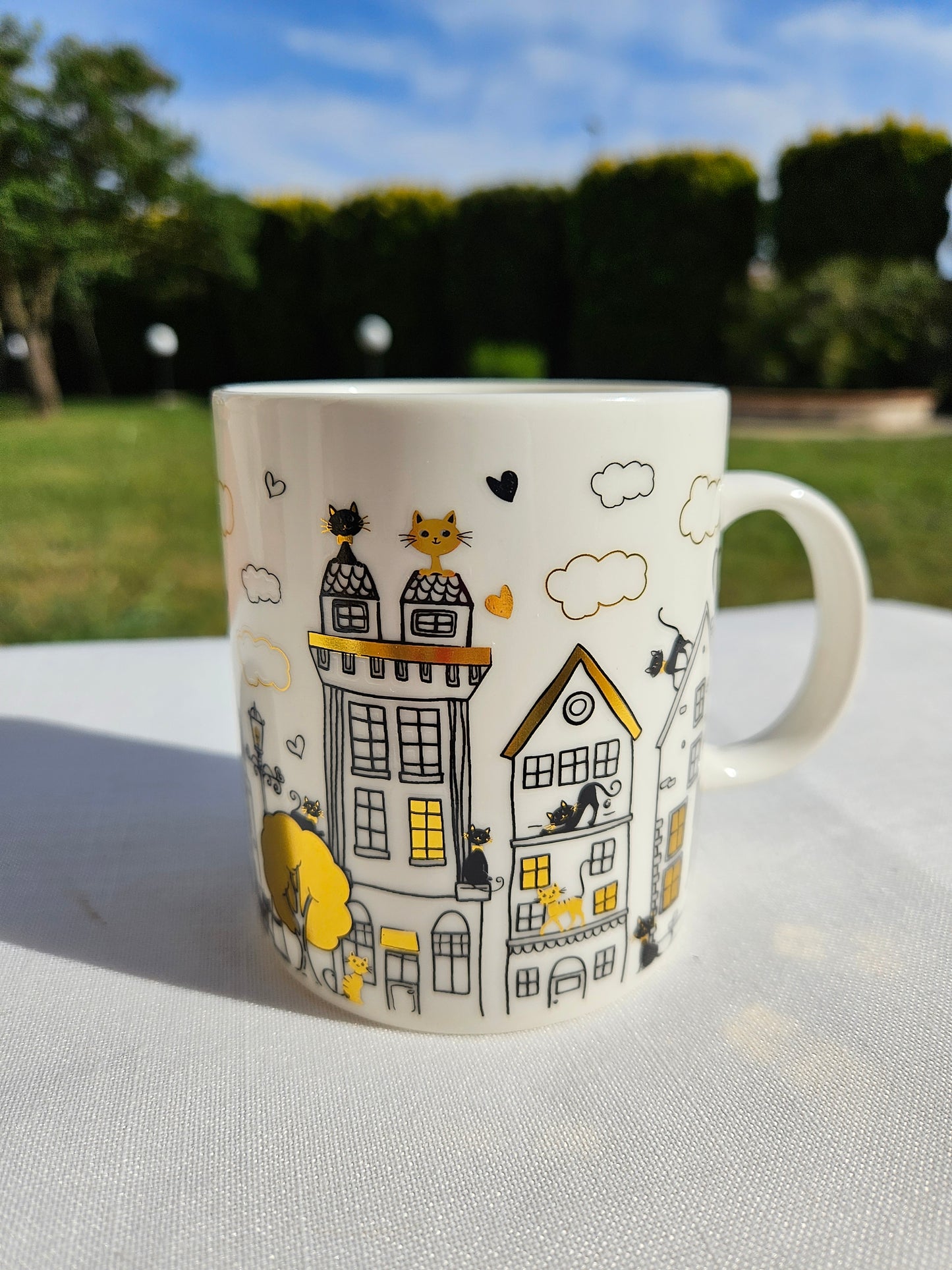 ➔ Tazza in porcellana Gatti innamorati